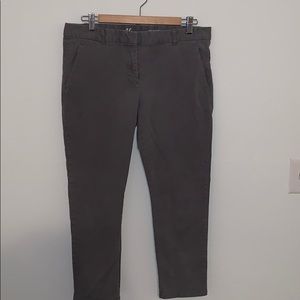 Gap Skinny Crop Khakis size: 8p Color Gray